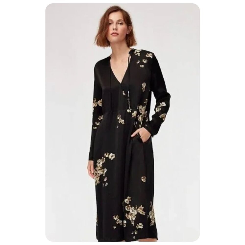!! Little Moon Aritzia Black Lauren Long Sleeve Floral Satin Dress sz xs